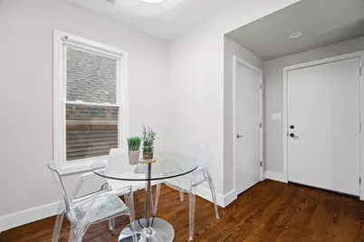 2850 W Henderson Street #2, Chicago, IL 60618 - Photo 8