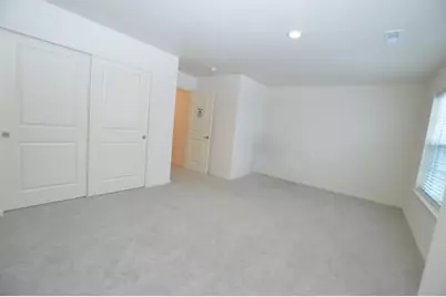 1029 Draper Road, McHenry, IL 60050 - Photo 16