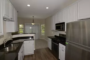 [Address not provided], Aurora, IL 60502 - Photo 8