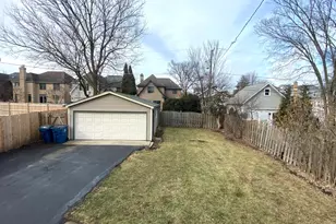 272 N Willow Rd, Elmhurst, IL 60126 - Photo 36