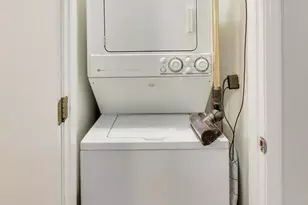 1038 N Marshfield Ave, Chicago, IL 60622 - Photo 20