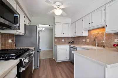 226 Coventry Circle #148, Vernon Hills, IL 60061 - Photo 6