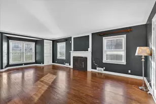 422 N Gardiner Ave, Rockford, IL 61107 - Photo 10