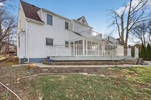 422 N Gardiner Ave, Rockford, IL 61107 - Photo 52