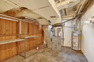 422 N Gardiner Ave, Rockford, IL 61107 - Photo 38