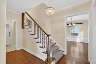 422 N Gardiner Ave, Rockford, IL 61107 - Photo 8