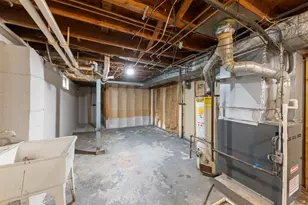 422 Best Ave, Dekalb, IL 60115 - Photo 20