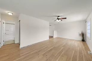 422 Best Ave, Dekalb, IL 60115 - Photo 2