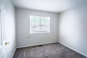 7663 Gamay Ct, Gurnee, IL 60031 - Photo 16