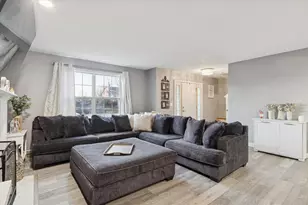 549 Bayfield Rd, Rockton, IL 61072 - Photo 8