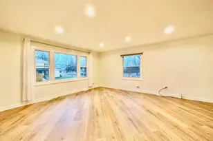 25640 W Glade Dr, Lake Villa, IL 60046 - Photo 2