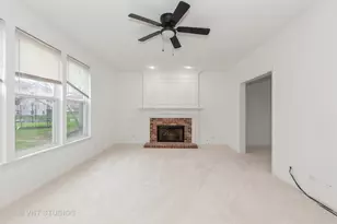 1110 Oakhill Dr, Aurora, IL 60502 - Photo 4