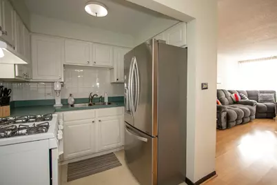 7234 W North Avenue #807, Elmwood Park, IL 60707 - Photo 6