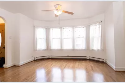 2936 N Neenah Avenue, Chicago, IL 60634 - Photo 4