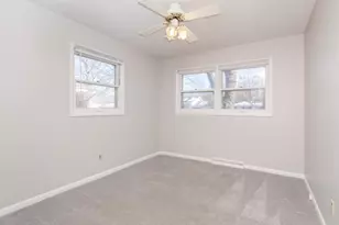 1208 Gettysburg Dr, Bloomington, IL 61704 - Photo 22