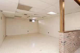 1208 Gettysburg Dr, Bloomington, IL 61704 - Photo 26