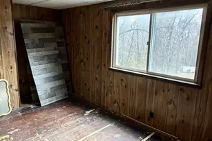 230 E Porter St, Oglesby, IL 61348 - Photo 10