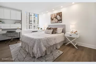 1360 N Sandburg Terrace #1212C, Chicago, IL 60610 - Photo 22