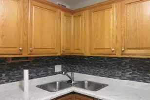 2929 Sunnyside Dr, Rockford, IL 61114 - Photo 4