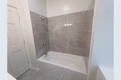2016 N Kilbourn Avenue #2, Chicago, IL 60639 - Photo 10