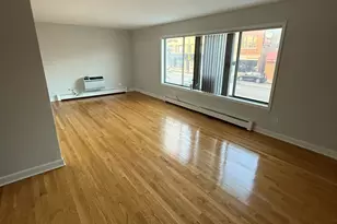 3852 N Elston Ave, Chicago, IL 60618 - Photo 2