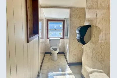 405 W Division Street, Coal City, IL 60416 - Photo 10