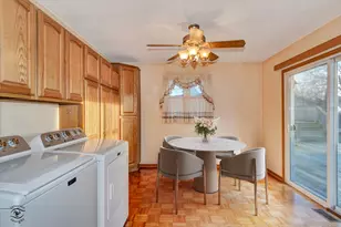 8859 S Main St, Hometown, IL 60456 - Photo 12