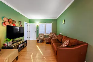 213 153rd Pl, Calumet City, IL 60409 - Photo 4