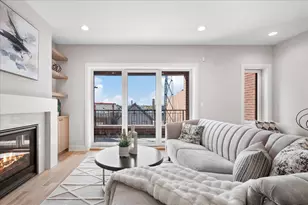 2435 N Clybourn Ave, Chicago, IL 60614 - Photo 4