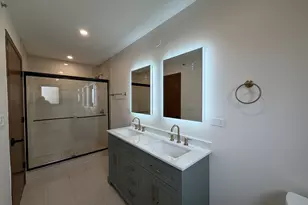 2825 73rd Ave, Elmwood Park, IL 60707 - Photo 12