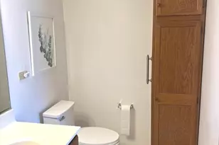 9420 S 77th Ct, Hickory Hills, IL 60457 - Photo 20