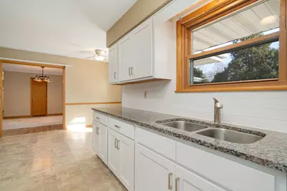 2209 Edgebrook Drive, Rockford, IL 61107 - Photo 16