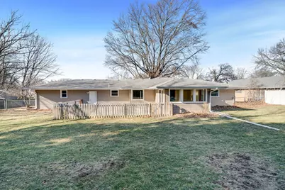 2209 Edgebrook Drive, Rockford, IL 61107 - Photo 38