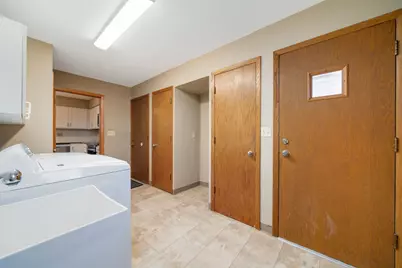 2209 Edgebrook Drive, Rockford, IL 61107 - Photo 22