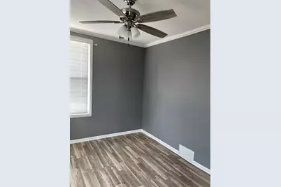 9211 S Clyde Avenue, Chicago, IL 60617 - Photo 16