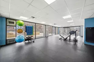 4343 N Clarendon Ave, Chicago, IL 60613 - Photo 16