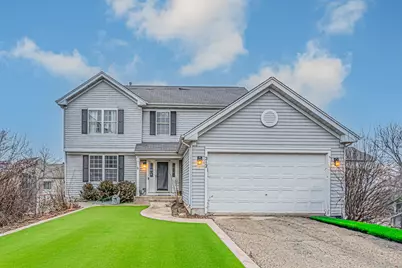 212 S Tanglewood Court, Round Lake, IL 60073 - Photo 2