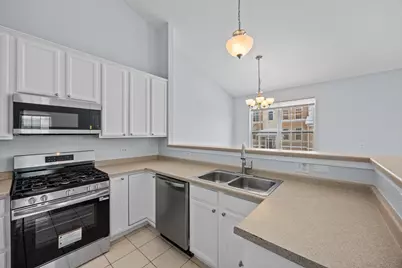 1710 Dogwood Lane, Hanover Park, IL 60133 - Photo 8