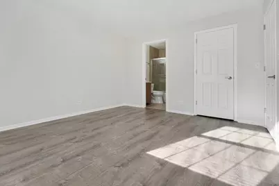 63 N Victoria Lane #A, Streamwood, IL 60107 - Photo 10