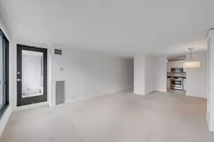 1030 N State St, Chicago, IL 60610 - Photo 6