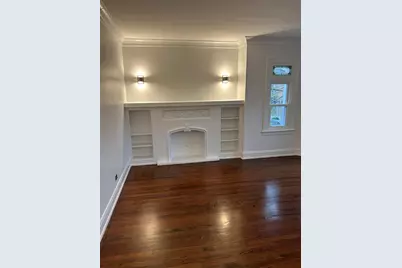 2737 W Lunt Avenue #2W, Chicago, IL 60645 - Photo 2