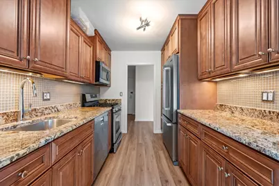 2800 N Lake Shore Drive #1317, Chicago, IL 60657 - Photo 6