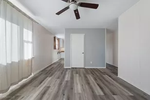 1703 Pinewood Ln, Joliet, IL 60433 - Photo 4