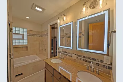 836 E 52nd Street, Chicago, IL 60615 - Photo 26