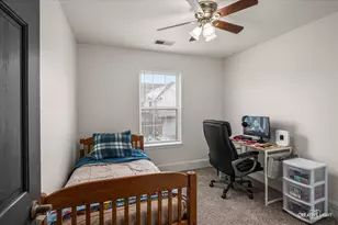 2205 Pembridge Ln, Joliet, IL 60431 - Photo 18