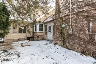 7340 W Keeney St, Niles, IL 60714 - Photo 22