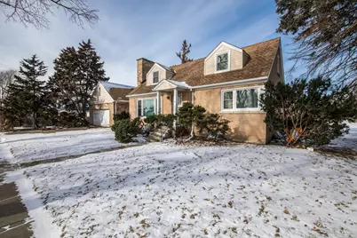 7340 W Keeney Street, Niles, IL 60714 - Photo 2