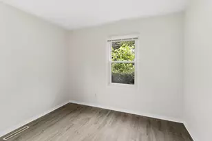 1411 Scottsdale Dr, Champaign, IL 61821 - Photo 16