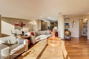 155 N Harbor Dr, Chicago, IL 60601 - Photo 10