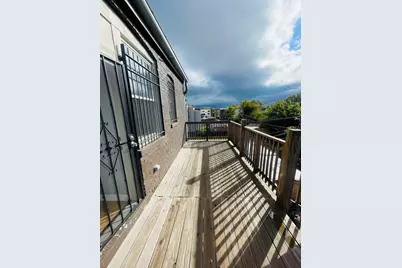 [Address not provided], Chicago, IL 60637 - Photo 14